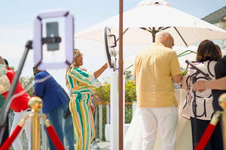 Sponsor Spotlight: 360 Photobooth VB